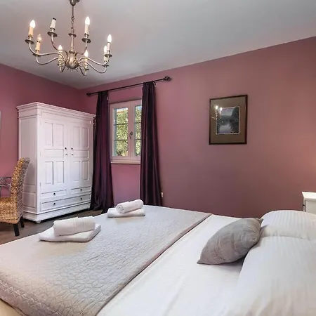 Ari Semesterbostad Pula