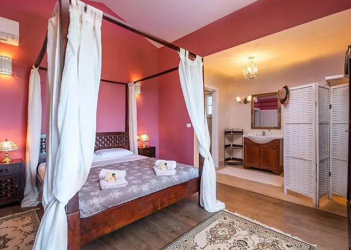 Semesterbostad Ari *