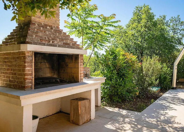 Ari Semesterbostad Pula